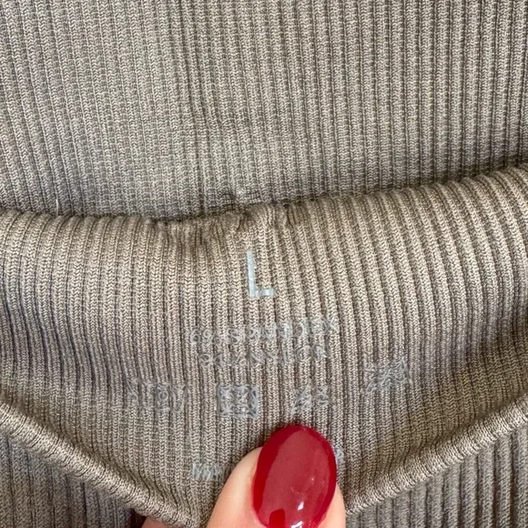 Taupe Limitless Ribbed Seamless Halter Bra Size Large - Picture 5 of 5